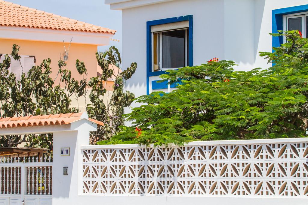 Hôtel Surfhouse à Corralejo Extérieur photo